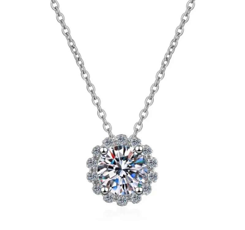 925 Sterling Silver 1ct Moissanite Daisy Necklace