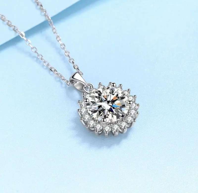 SPECIAL - 1ct Moissanite 925 Silver Sunflower Necklace