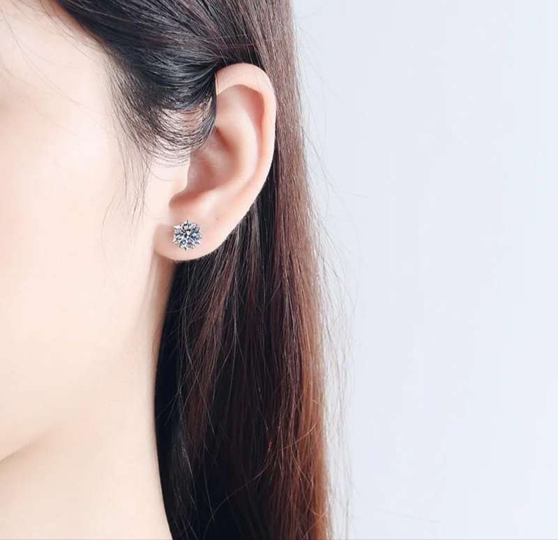 1CT Moissanite Snow Flake Stud Earrings