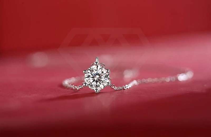SPECIAL -2ct Moissanite 6 Claw Necklace