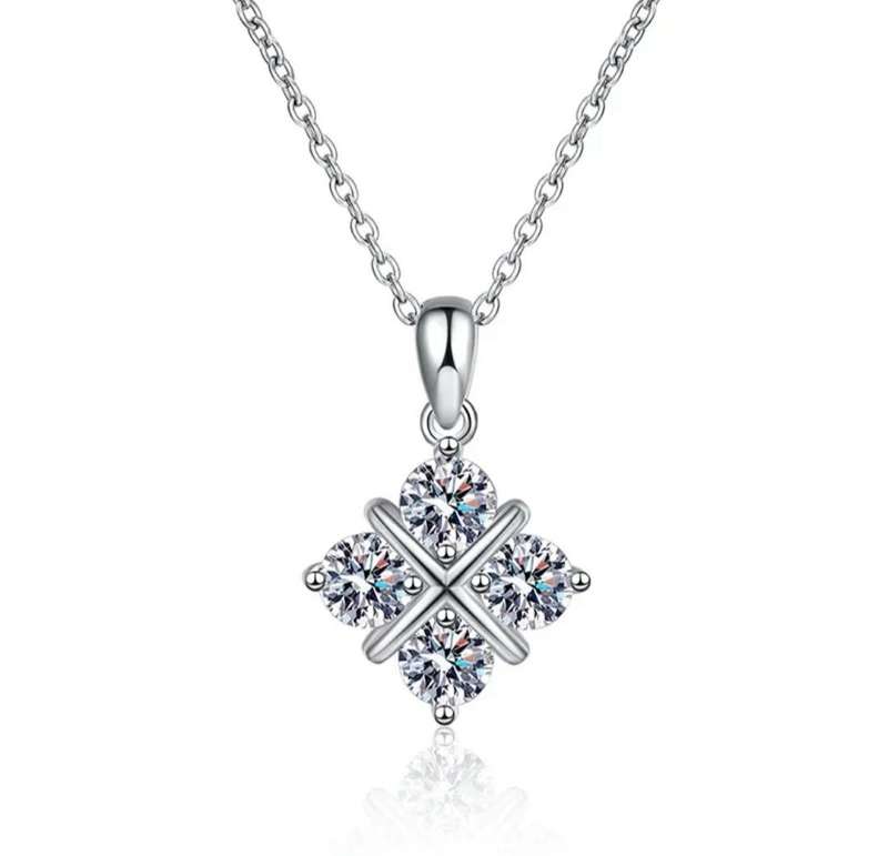 1.2CT Moissanite Rhombus Cross Necklace