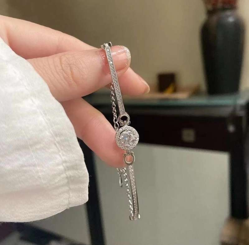 1ct Round Brilliant Cut Moissanite Bracelet