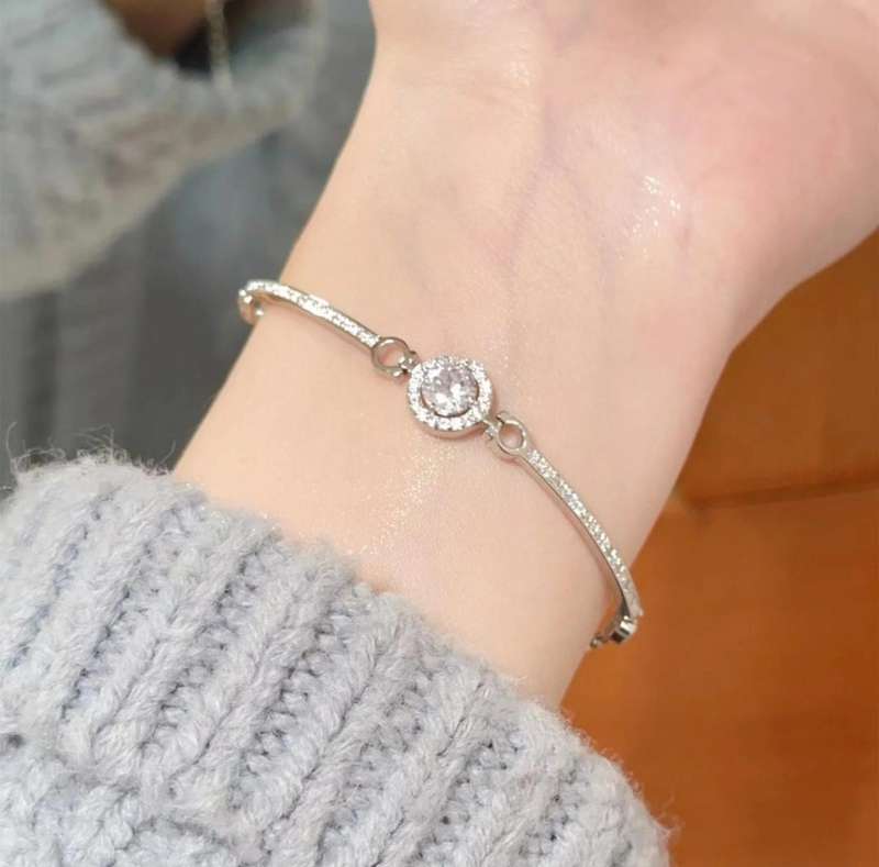 1ct Round Brilliant Cut Moissanite Bracelet