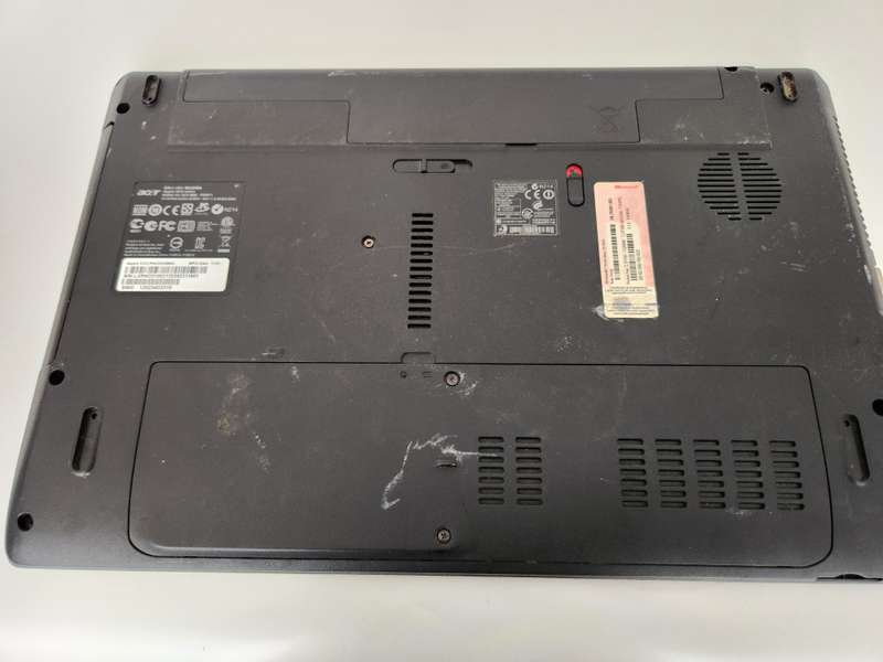 ACER ASPIRE 5333 up for Grabs - ****** R30 SHIPPING *****