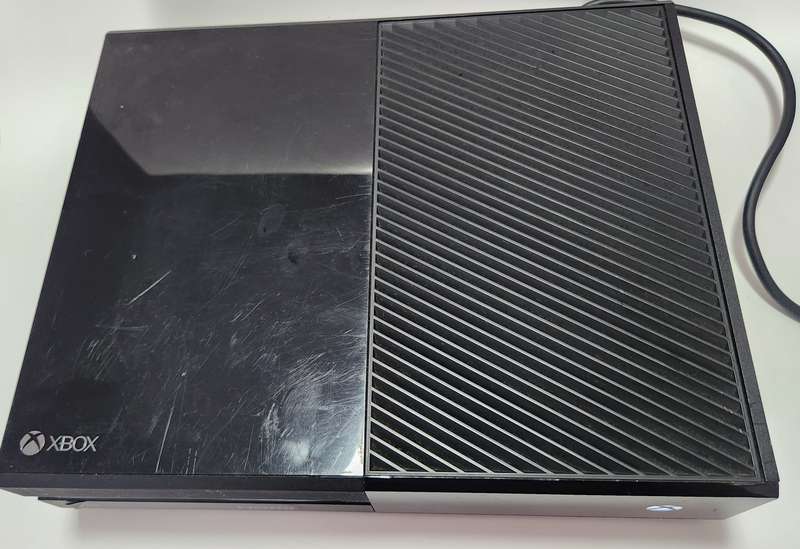 XBOX ONE CONSOLE - MODEL 1540 - Up for Grabs -  ****** LOW LOW SHIPPING *****