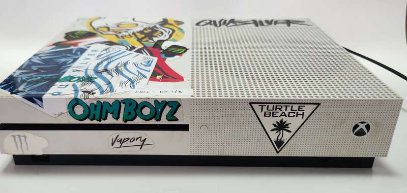 XBOX ONE S - Up for Grabs - Listing 1 of 3 ****** LOW LOW SHIPPING *****