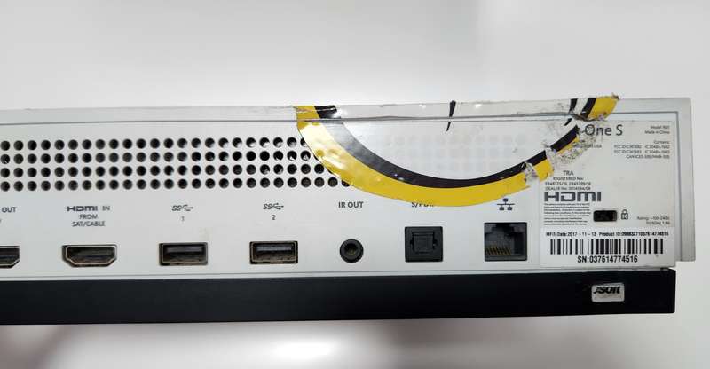 XBOX ONE S - Up for Grabs - Listing 1 of 3 ****** LOW LOW SHIPPING *****
