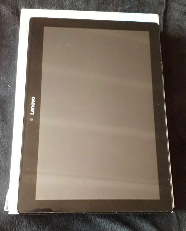 Lenovo Tablet TAB 2 A-10 with Volcano protective cover