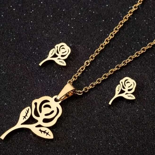Stainless Steel Necklace and Earrings Set | Roses