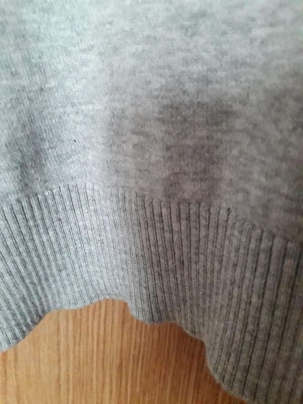 Pre-loved High-low v-neck Jersey | Cotton Cashmere Blend