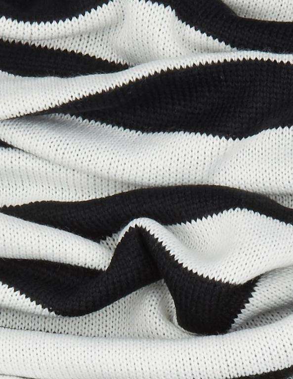 Oversized Monochrome Knitted Scarf | Unisex