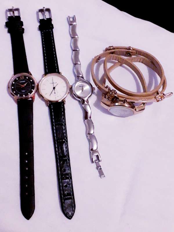 Ladies Analog Watches Lot | Secondhand