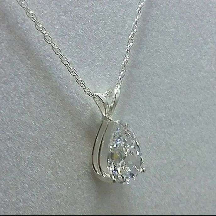 S925 Silver Filled Necklace with Sparkling AAA-grade Cubic Zirconia Pendant