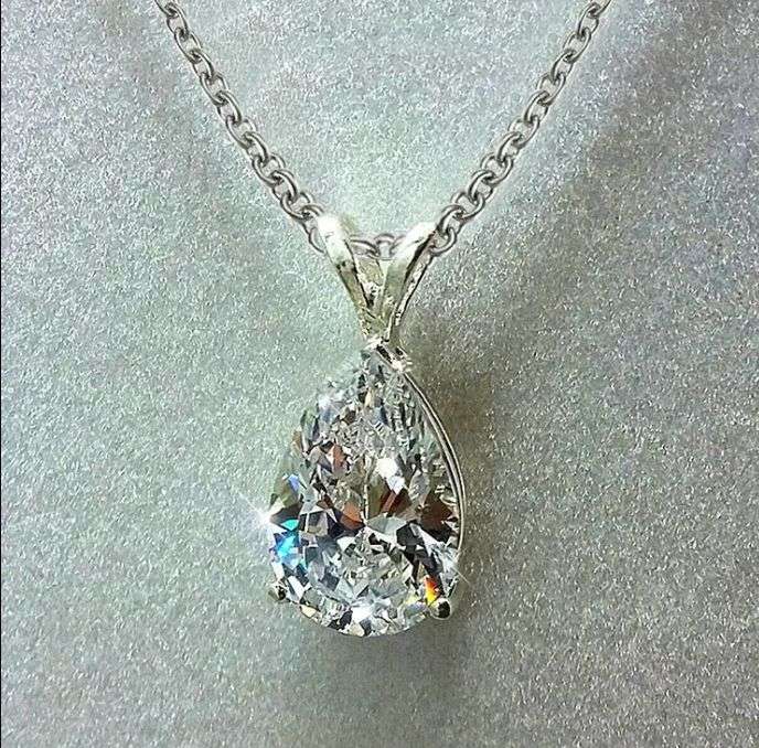 S925 Silver Filled Necklace with Sparkling AAA-grade Cubic Zirconia Pendant