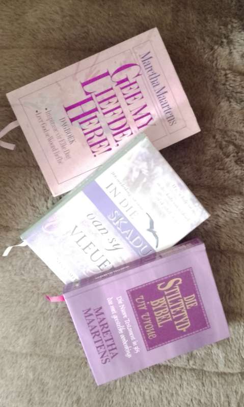 Collection of 3 Pre-loved Afrikaans Religious Hardcover Books / Afrikaanse Christelike Boeke
