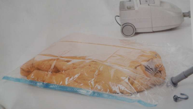 Hanging Vacuum Storage Bag - Large
