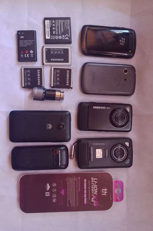 Vintage Samsung, Blackberry, Huawei, ZTE Cellphones etc