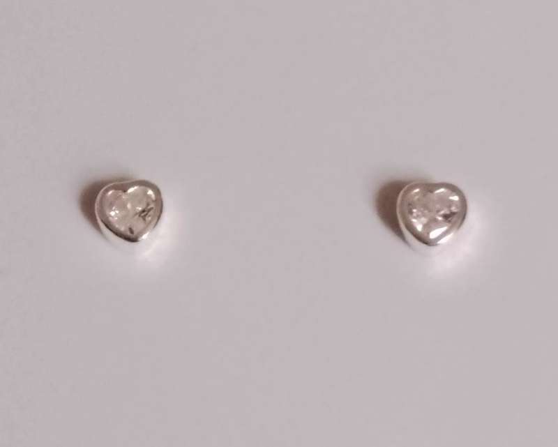 925 Sterling Silver CZ Heart Stud Earrings