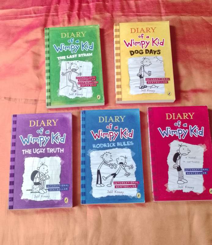 Diary of a Wimpy Kid by Jeff Kinney | Book Set