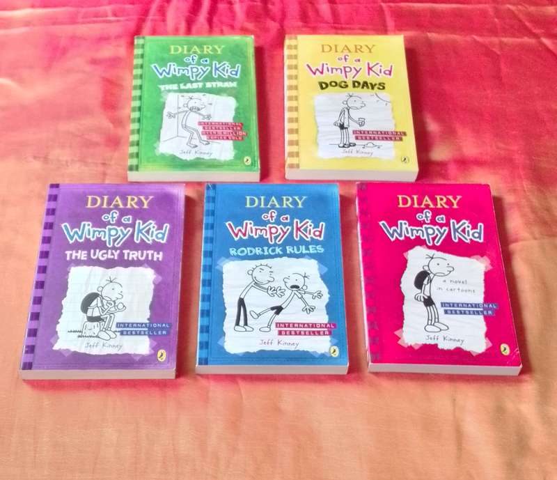 Diary of a Wimpy Kid by Jeff Kinney | Book Set