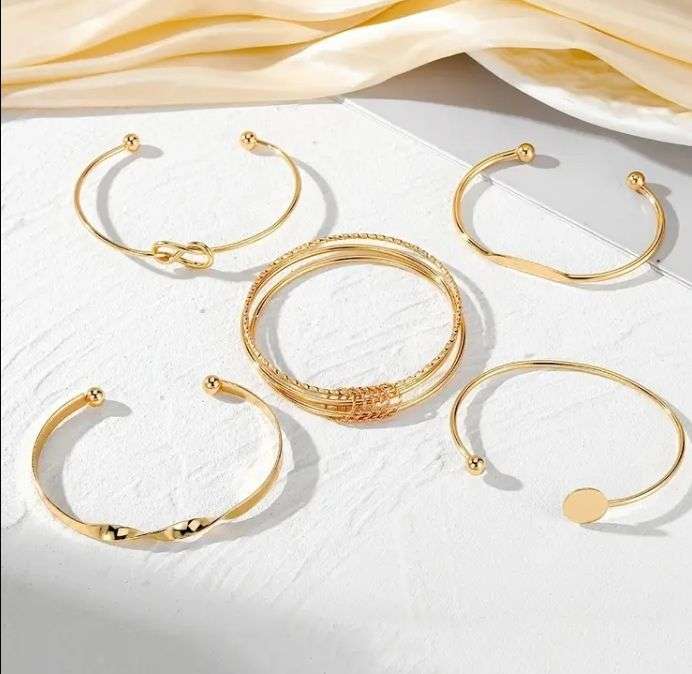 5 Piece Fashion Bangle Set