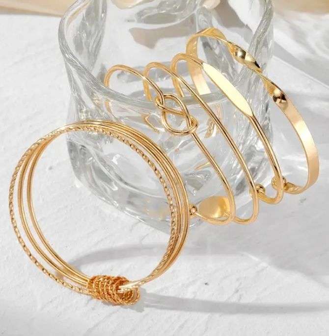 5 Piece Fashion Bangle Set