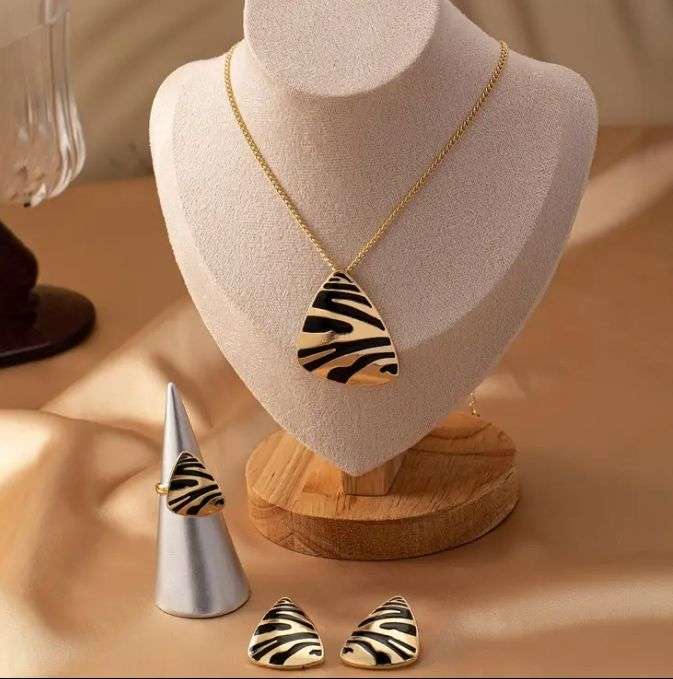 Enamel Inlay Animal Print Geometric Jewellery Set