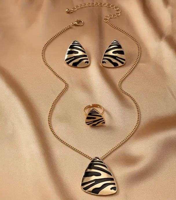 Enamel Inlay Animal Print Geometric Jewellery Set