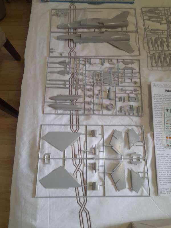 ITALERI 1/48 MIRAGE F1 CT/CR 2618 PLASTIC MODEL AIRCRAFT KIT