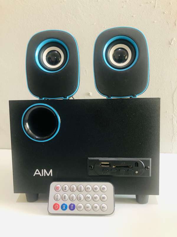 Various Electronics (Midi-Hifi - Heater - Electrified Insect Killer)