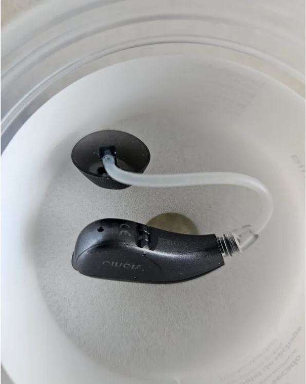 Signia Intuis 4.2 BTE Hearing Aid