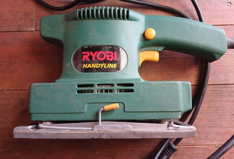 Ryobi 180W Orbital Sander - Display Model