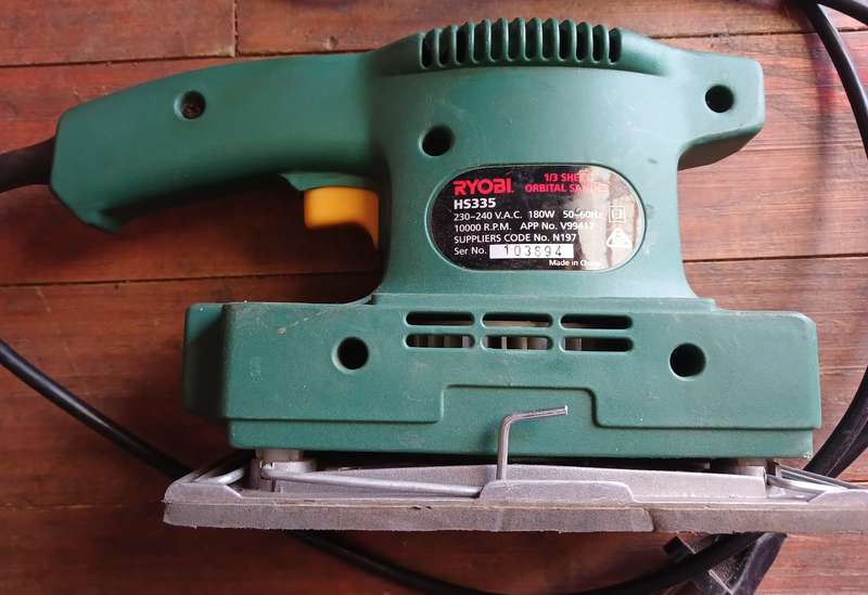 Ryobi 180W Orbital Sander - Display Model