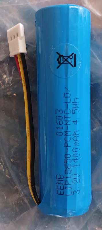LIP18650 3.2V 1400mah 3 pin Cell (1 bid for 2 units)