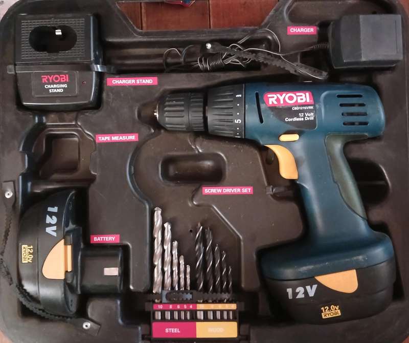 Spares/Restoration- Ryobi 12V Cordless Driver Drill (CBD-12VRK) - Display Kit + Extra Battery