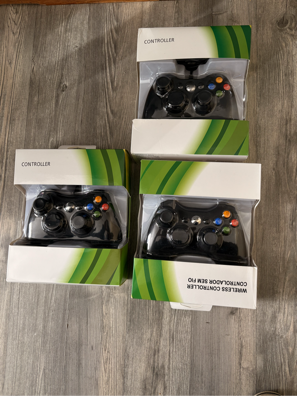 Lot of 3 Generic Wired Controllers  2 New & 1 Lightly Used