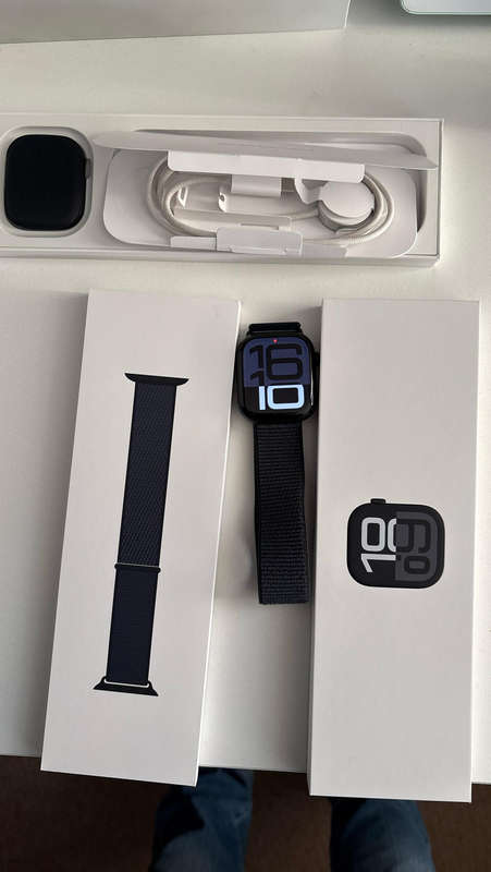 Apple Watch Series 10 GPS 46mm Jet Black Aluminium Case with Ink Sport Loop