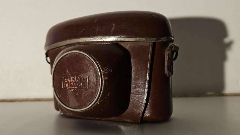 Zeiss Ikon Contina Ib - Film Camera