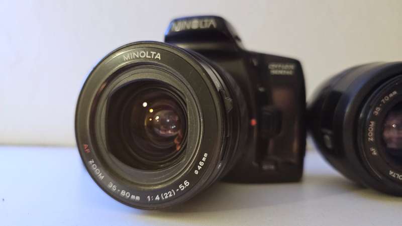 Minolta Dynax 500si + 2 Lenses