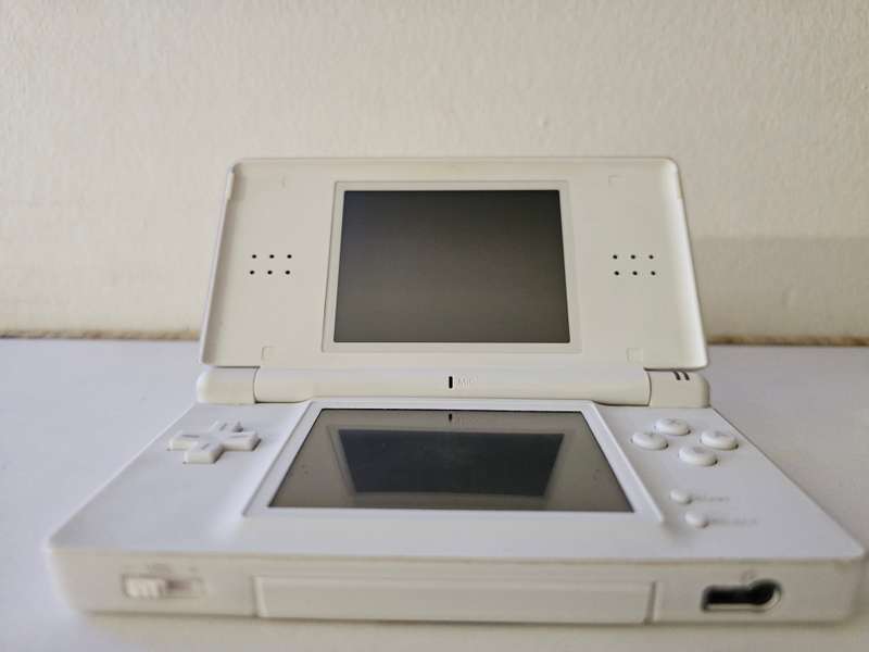 Nintendo DS Lite - White
