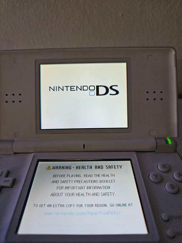 Nintendo DS Lite - White