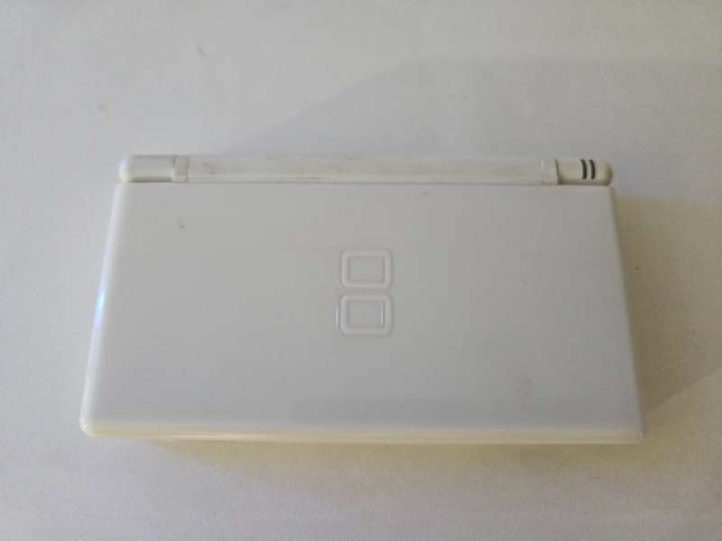 Nintendo DS Lite - White