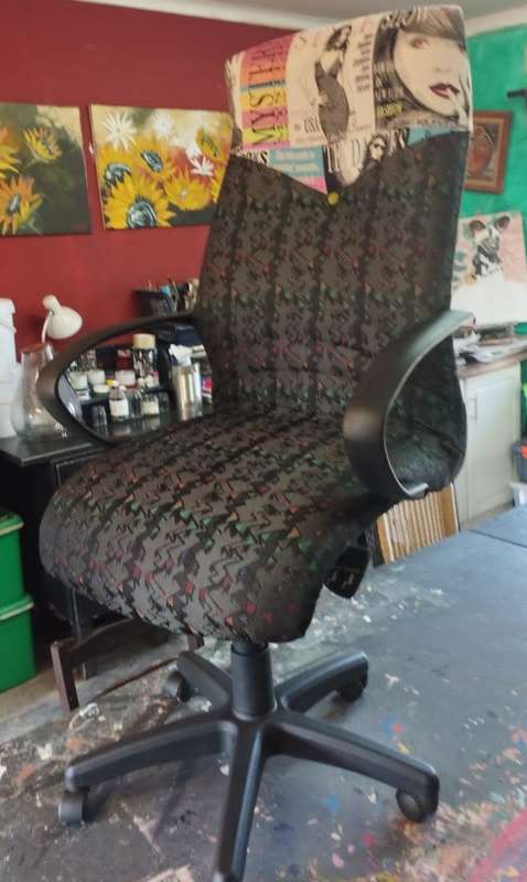 UNIQUE one-off OFFICE CHAIR