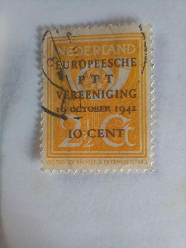 Europeesche PTT vereeniging 19 October 1942 overprint on yellow Nederland stamp