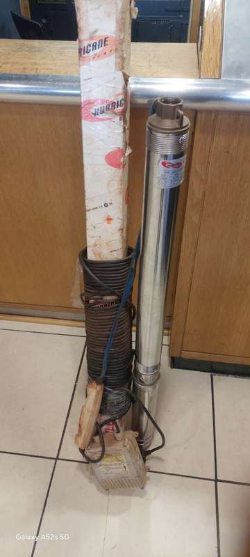 BOREHOLE WATER PUMP