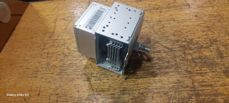 MAGNETRON MICROWAVE