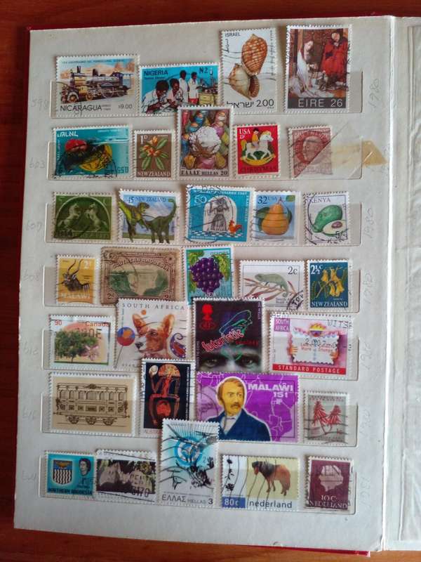 Stock Book 18 pages with more than 500  world stamps.