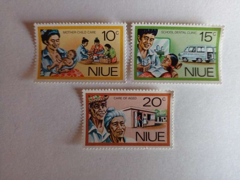Niue 1977 Personal Services