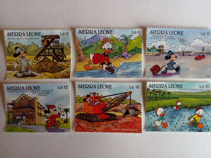 Sierra Leone 1990 Disney Characters
