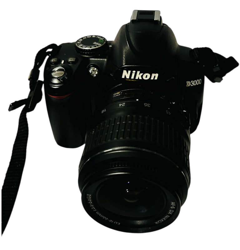 Nikon D300 Camera with  18-55mm with extra lens 55mm-200